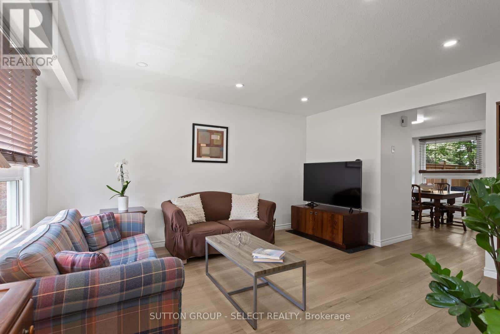 64 - 40 TIFFANY DRIVE — London East (East I), Ontario - Photo 5 of 34