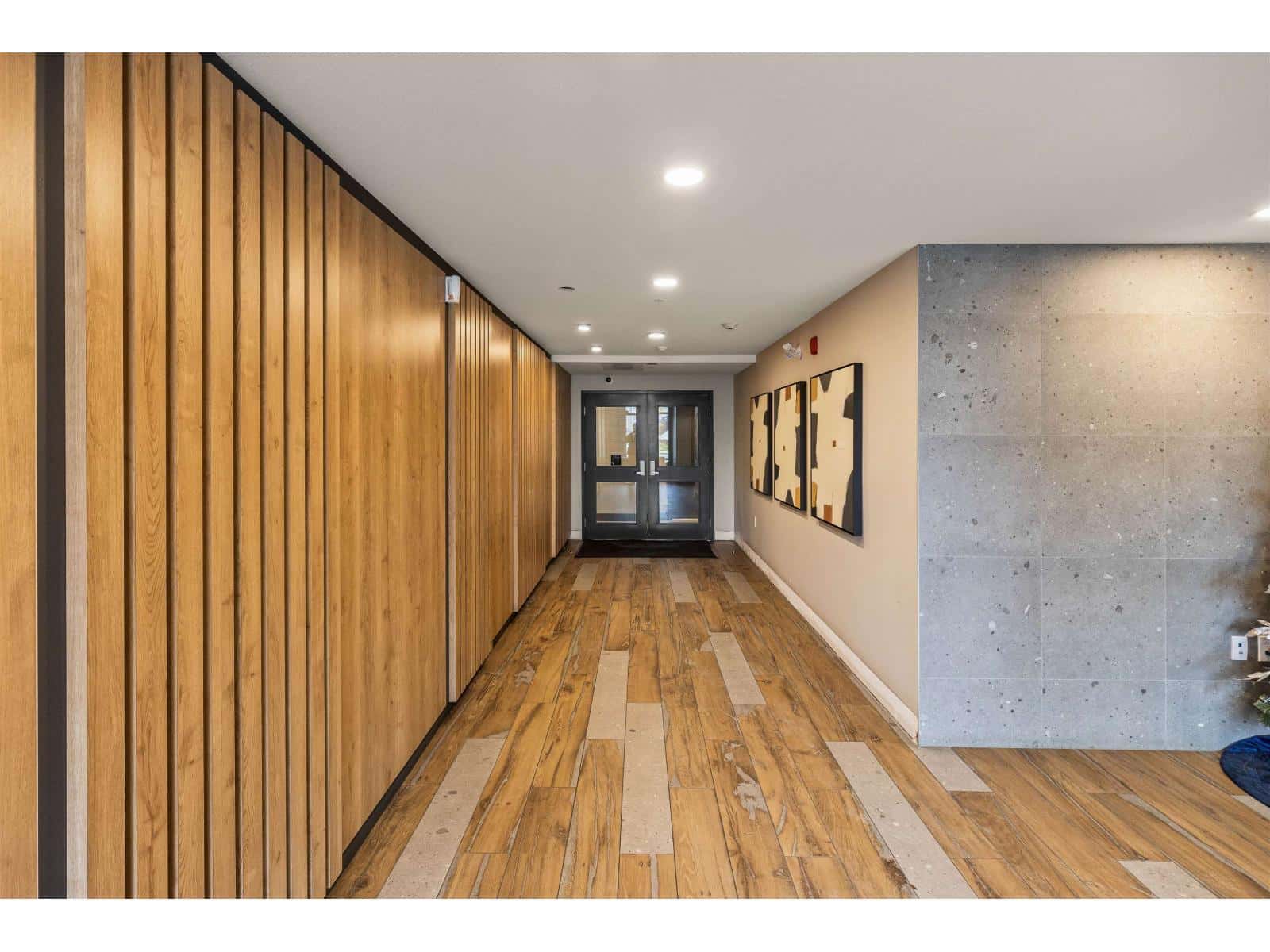 227 5415 BRYDON CRESCENT — Langley, British Columbia - Photo 4 of 34