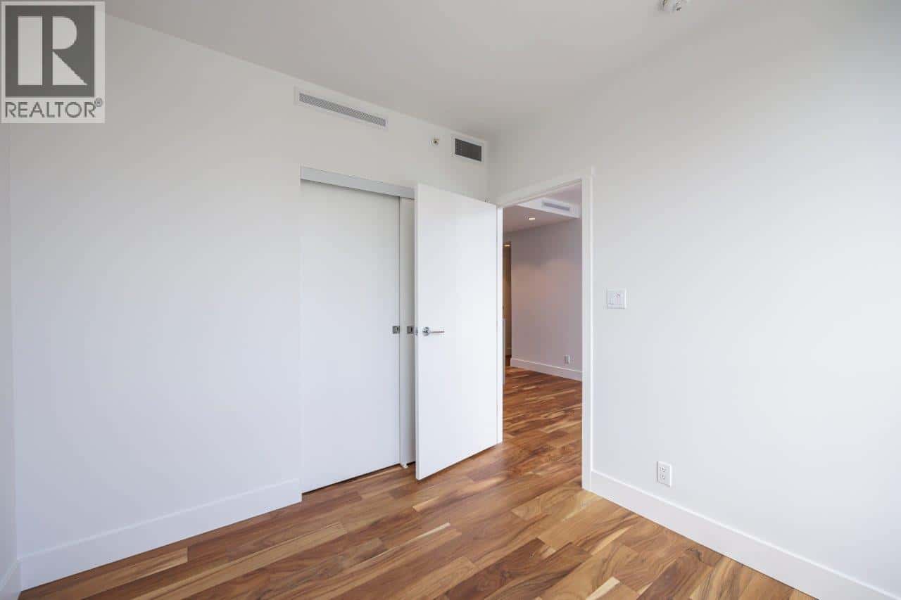 1008 1632 LIONS GATE LANE — North Vancouver, British Columbia - Photo 4 of 27