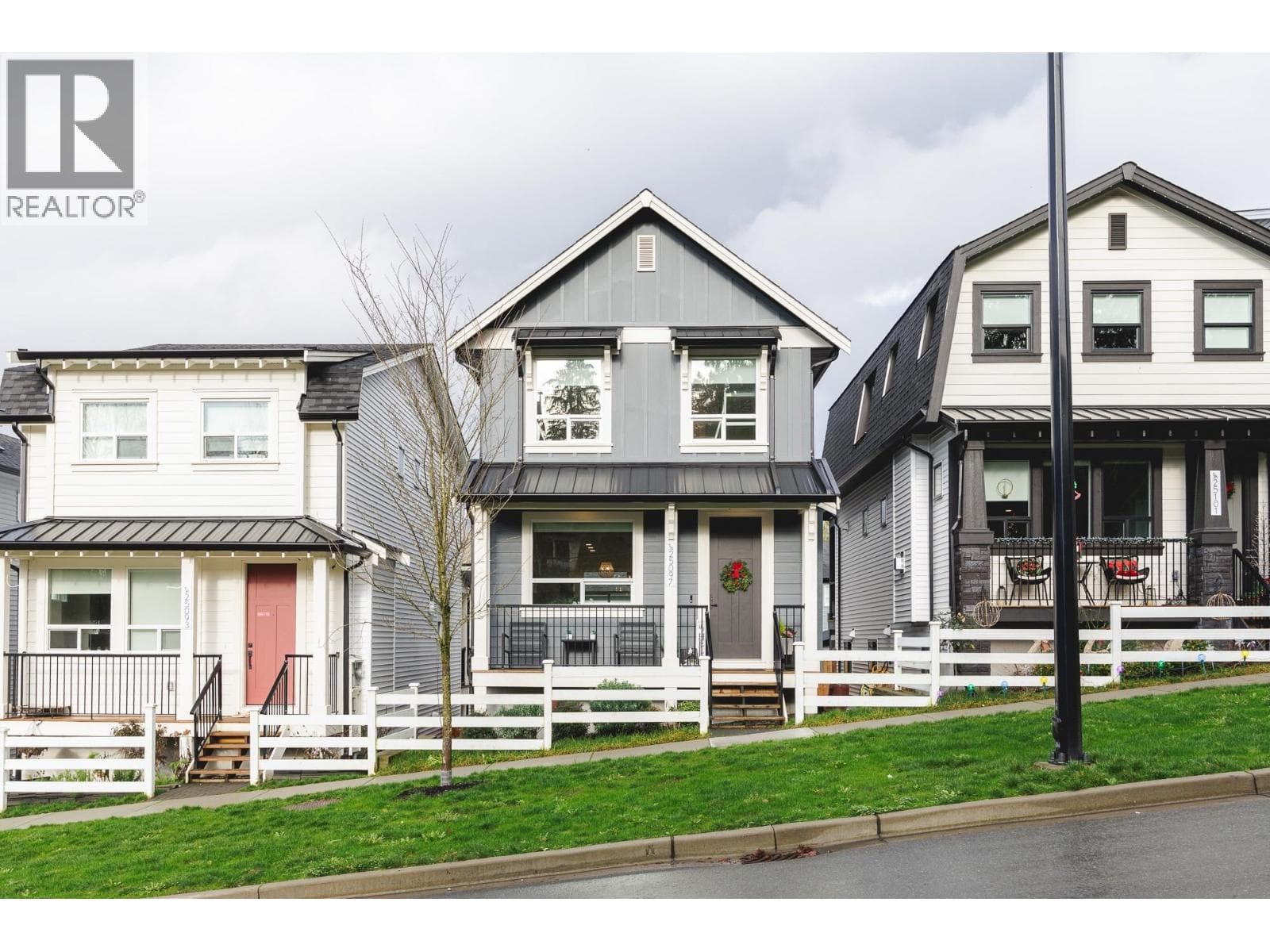 25097 112 AVENUE — Maple Ridge, British Columbia - Main photo