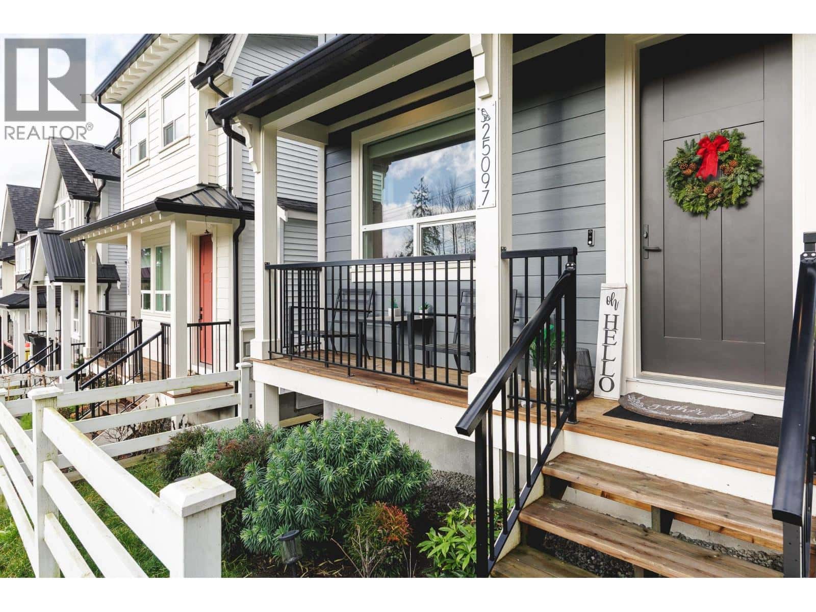 25097 112 AVENUE — Maple Ridge, British Columbia - Photo 2 of 40