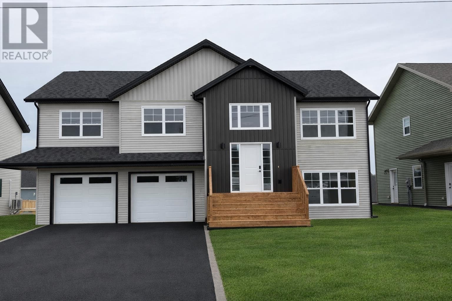 43 Hudson Avenue — Charlottetown, Prince Edward Island - Main photo