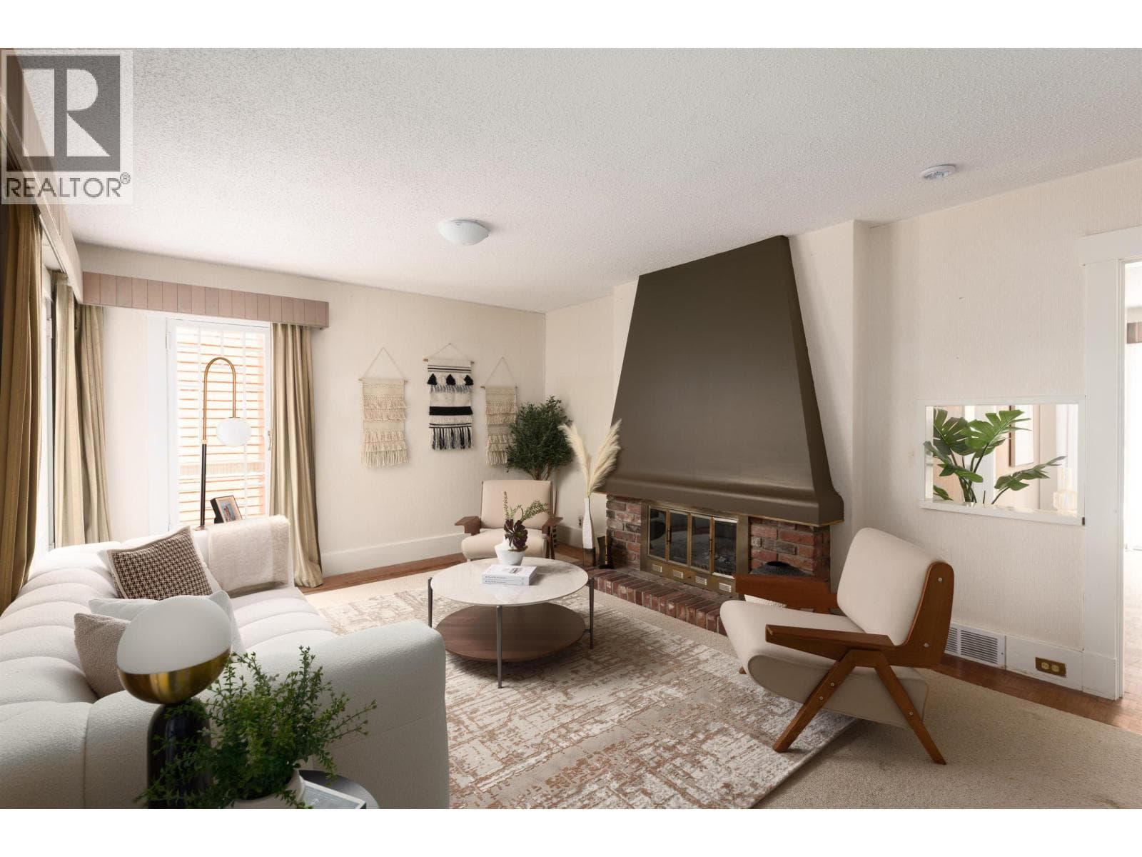 4138 W 13TH AVENUE — Vancouver, British Columbia - Main photo