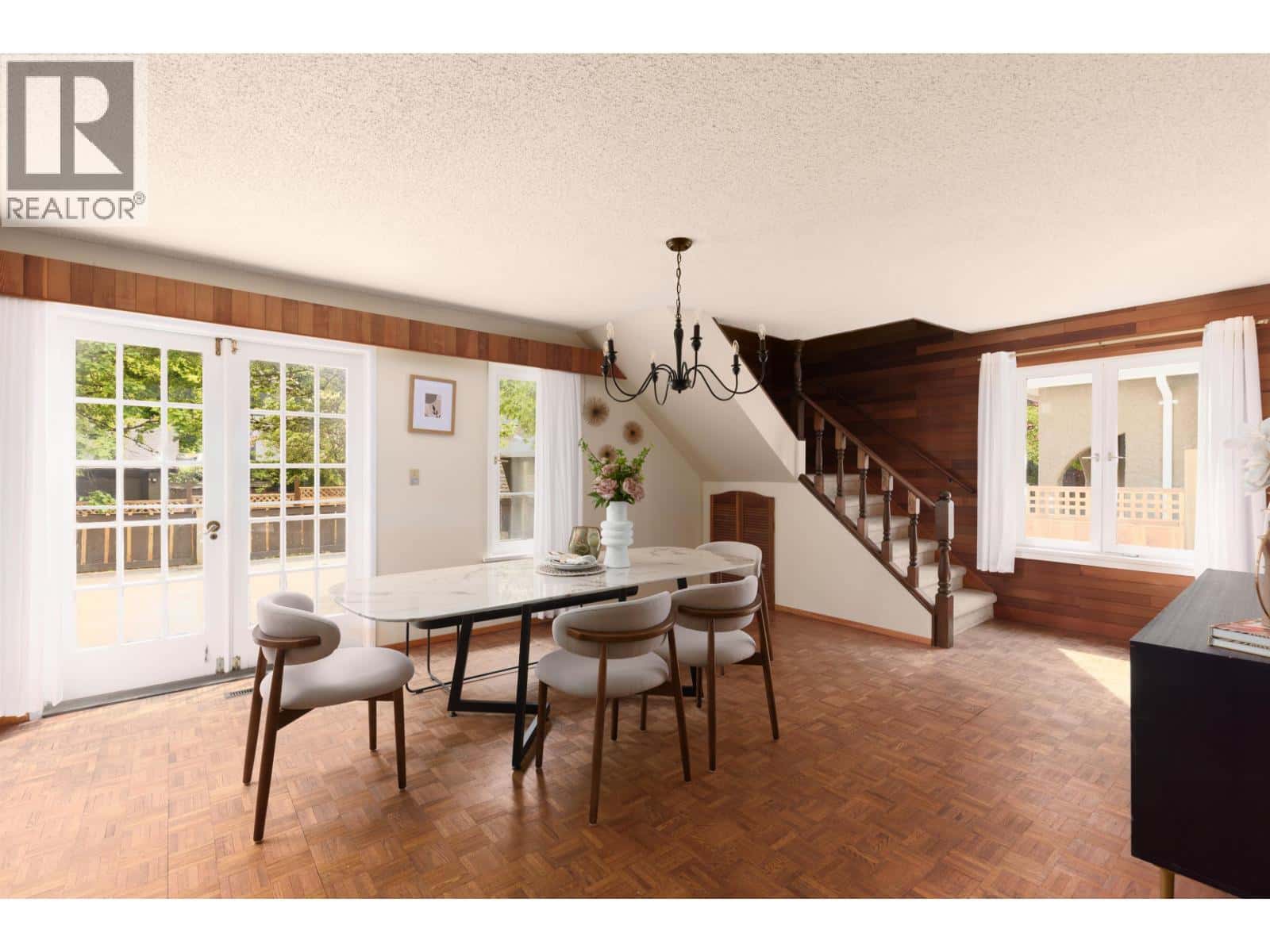 4138 W 13TH AVENUE — Vancouver, British Columbia - Photo 2 of 39