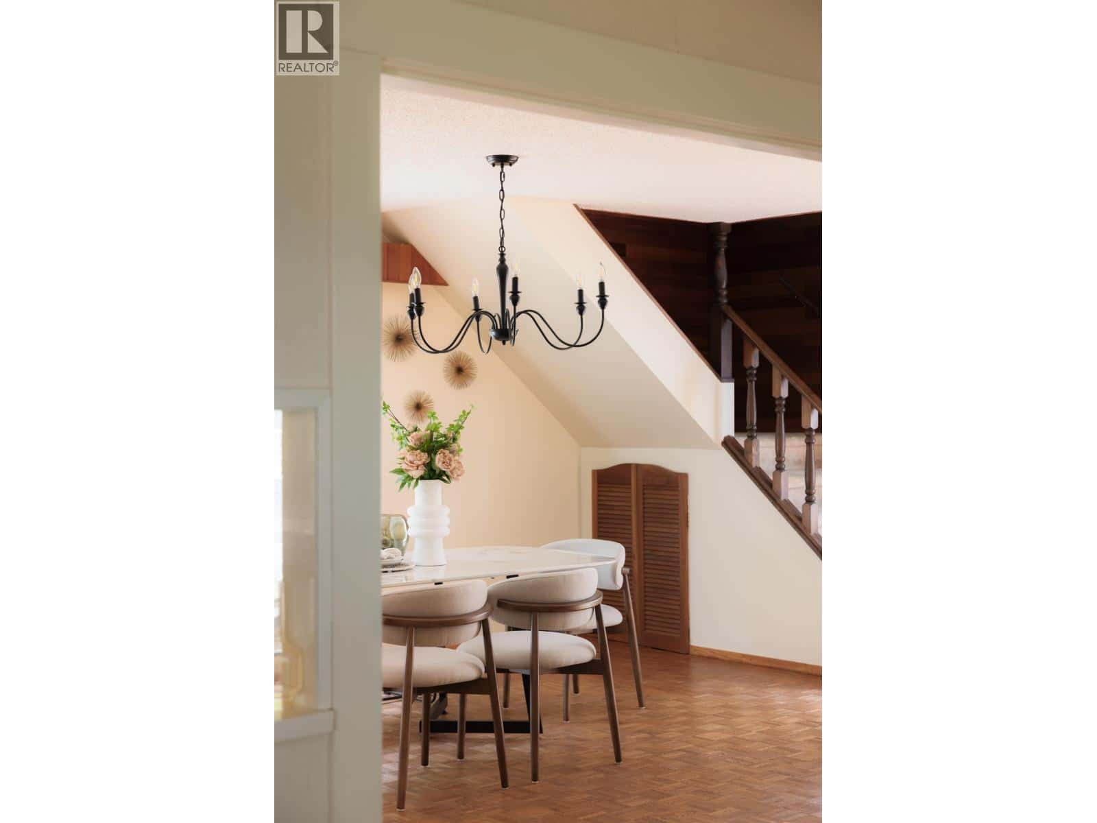 4138 W 13TH AVENUE — Vancouver, British Columbia - Photo 5 of 39