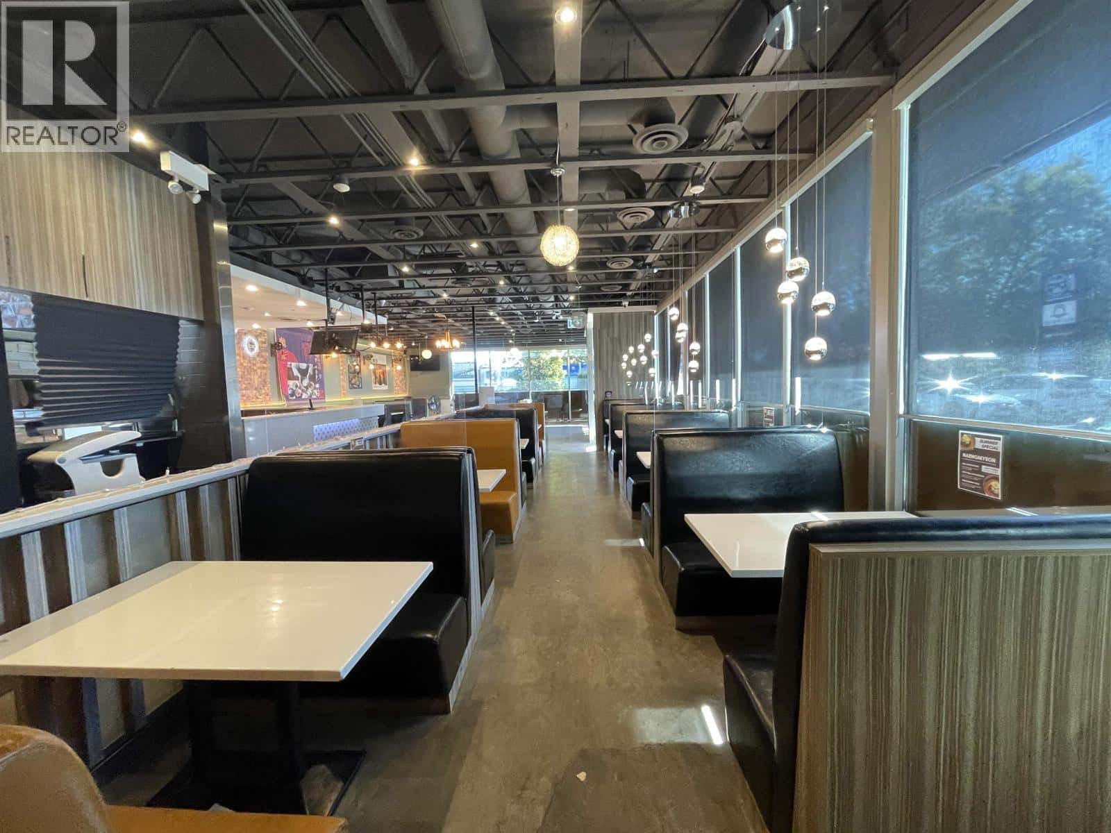 Burnaby — Burnaby - Photo 3 of 18