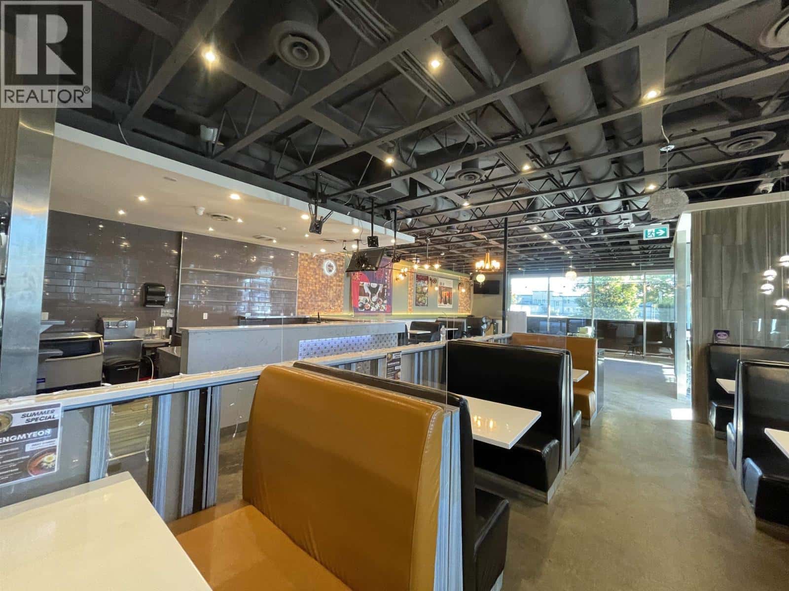 Burnaby — Burnaby - Photo 4 of 18