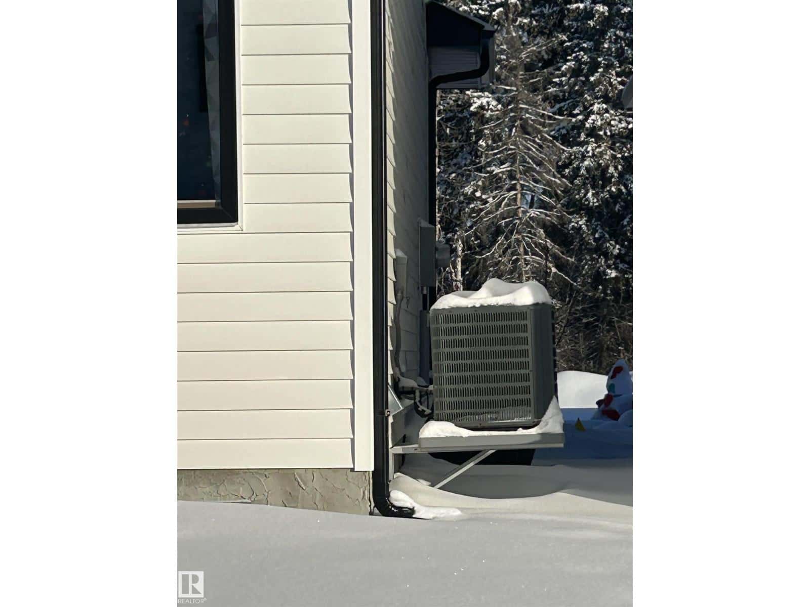 #67 5122 213A ST NW — Edmonton, Alberta - Photo 3 of 35