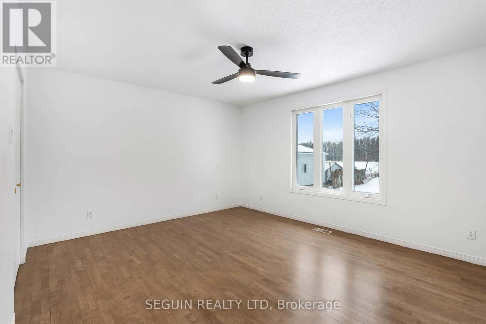 3704 PATTEE ROAD E — Hawkesbury, Ontario - Photo 4 of 76