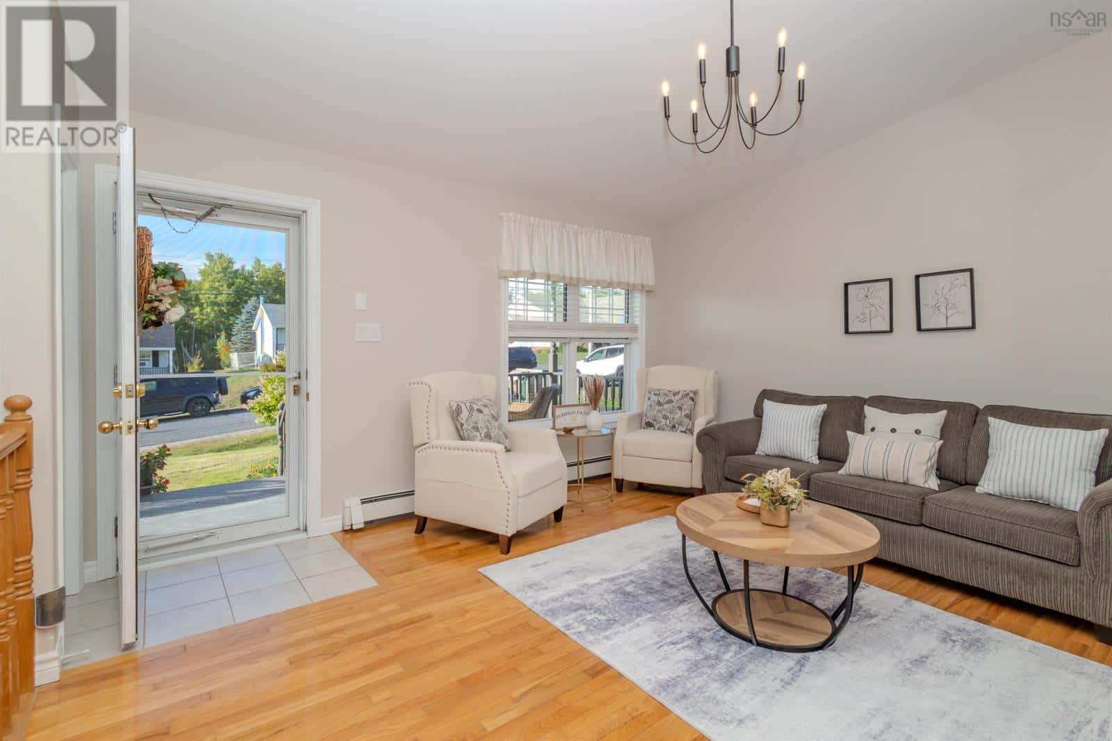 63 Mae Avenue — Sydney Mines, Nova Scotia - Photo 3 of 29