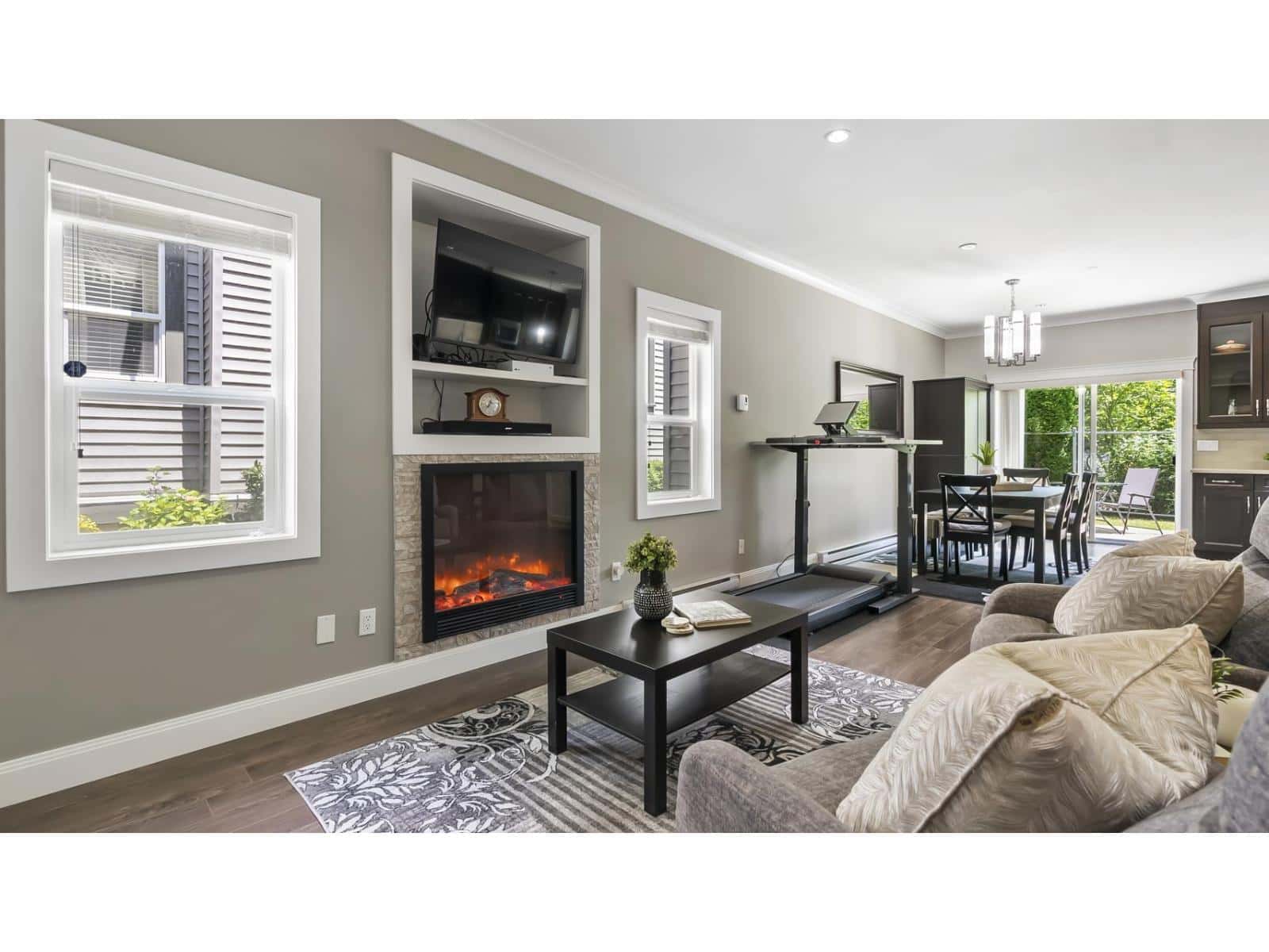 3 19938 70TH AVENUE — Langley, British Columbia - Photo 2 of 39