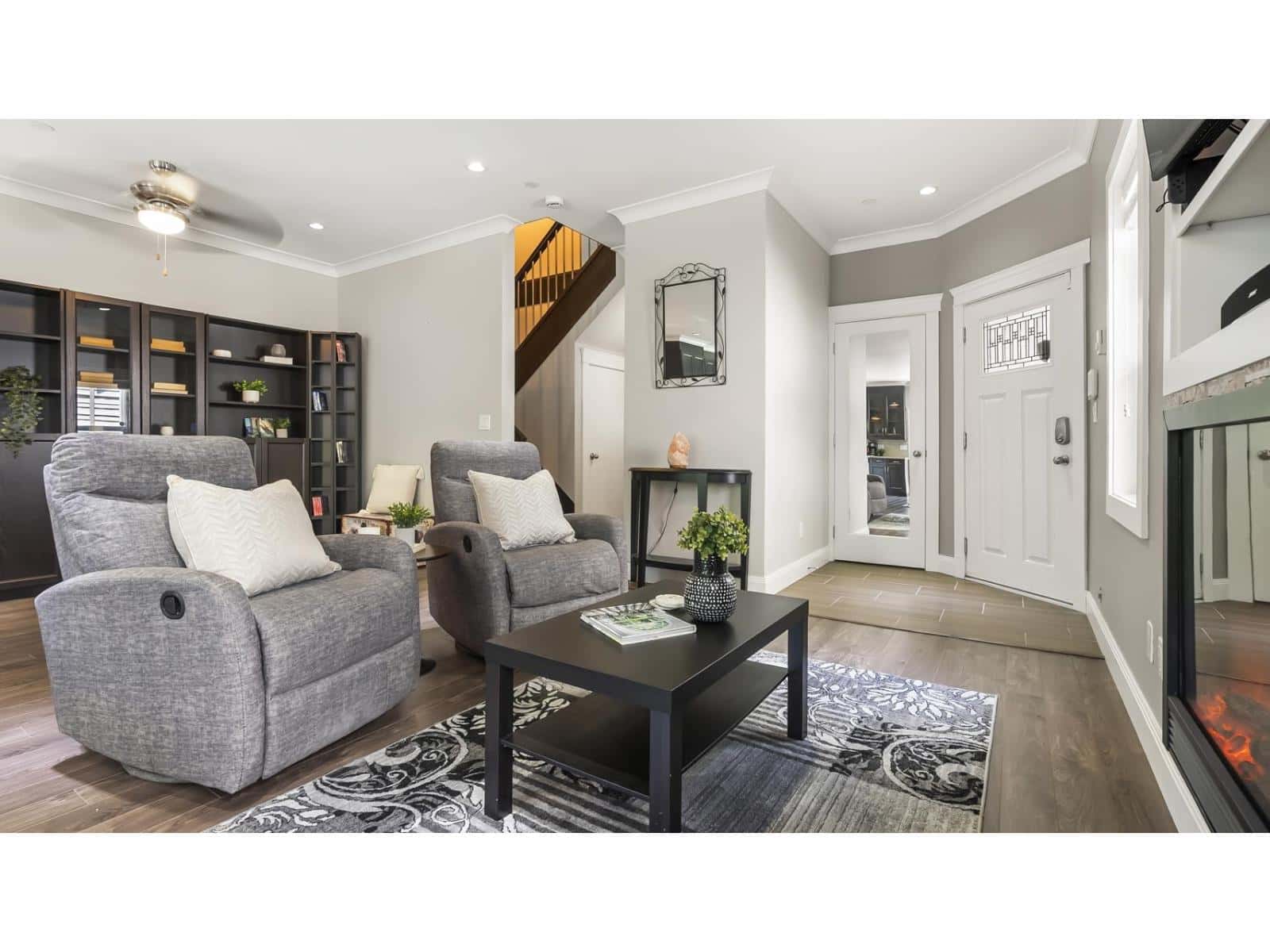 3 19938 70TH AVENUE — Langley, British Columbia - Photo 5 of 39