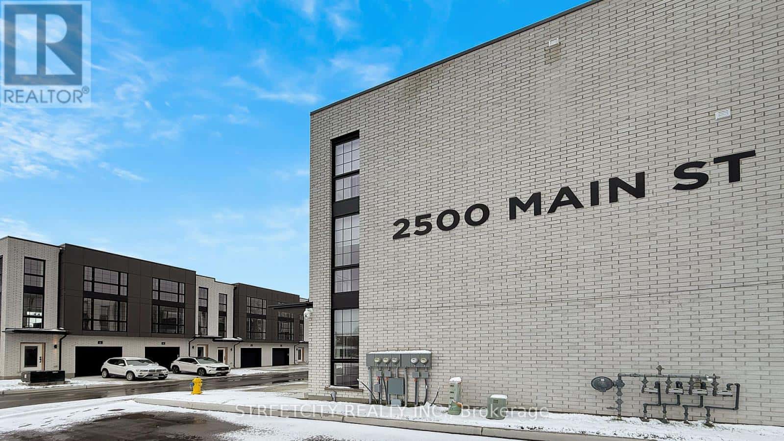 5 - 2500 MAIN STREET — London South (South V), Ontario - Photo 2 of 28