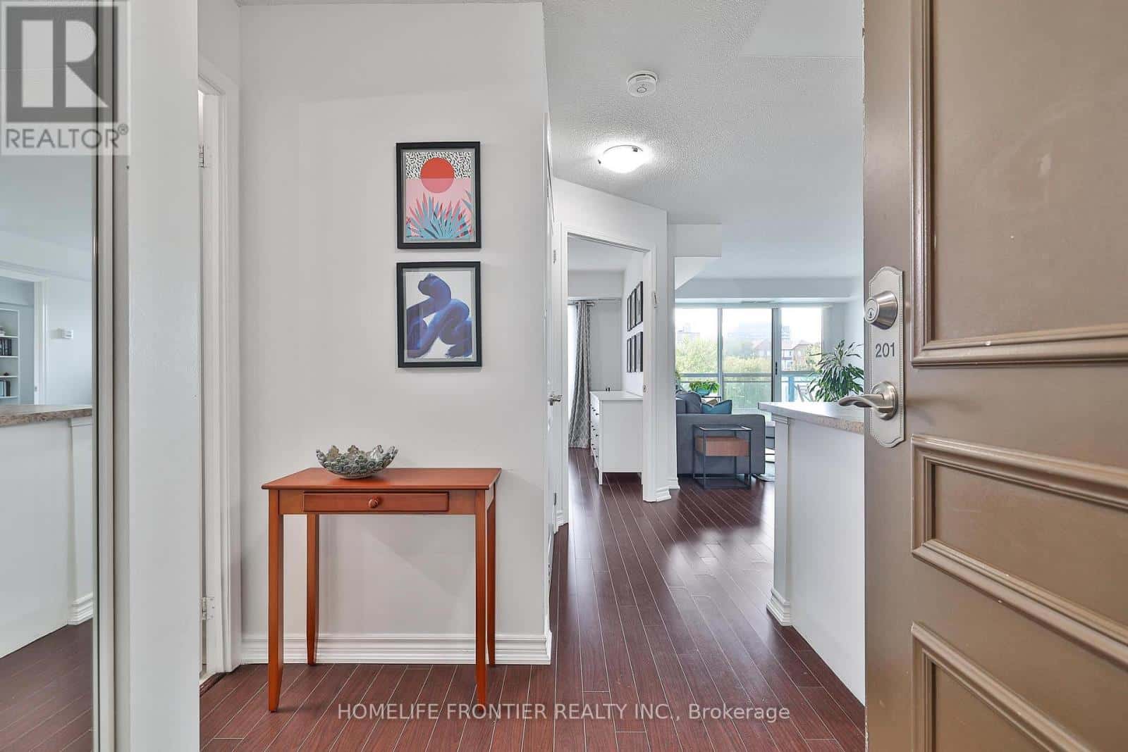 201 - 920 SHEPPARD AVENUE W — Toronto (Bathurst Manor), Ontario - Photo 4 of 68