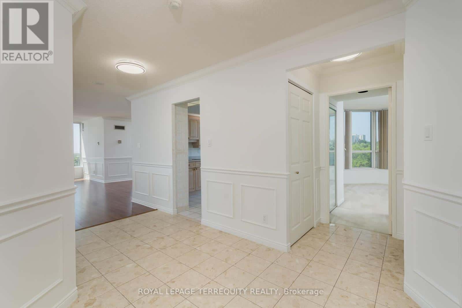 629 - 10 GUILDWOOD PARKWAY — Toronto (Guildwood), Ontario - Photo 5 of 100