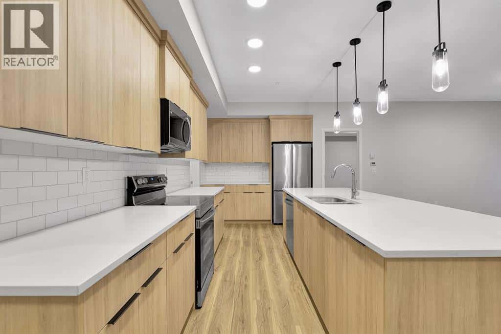 Calgary — Calgary - Photo 4 of 34