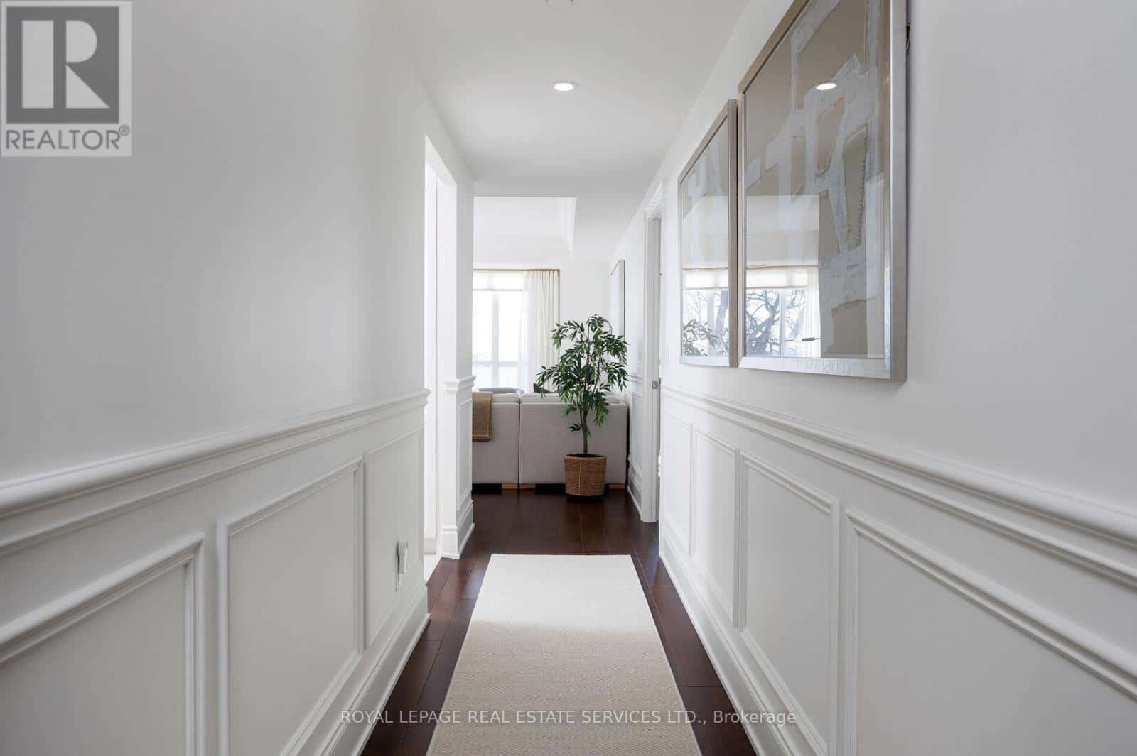 327 - 3500 LAKESHORE ROAD W — Oakville (BR Bronte), Ontario - Photo 5 of 48