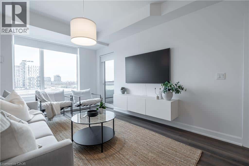 3200 WILLIAM COLTSON Avenue Unit# 411 — Oakville, Ontario - Photo 3 of 30