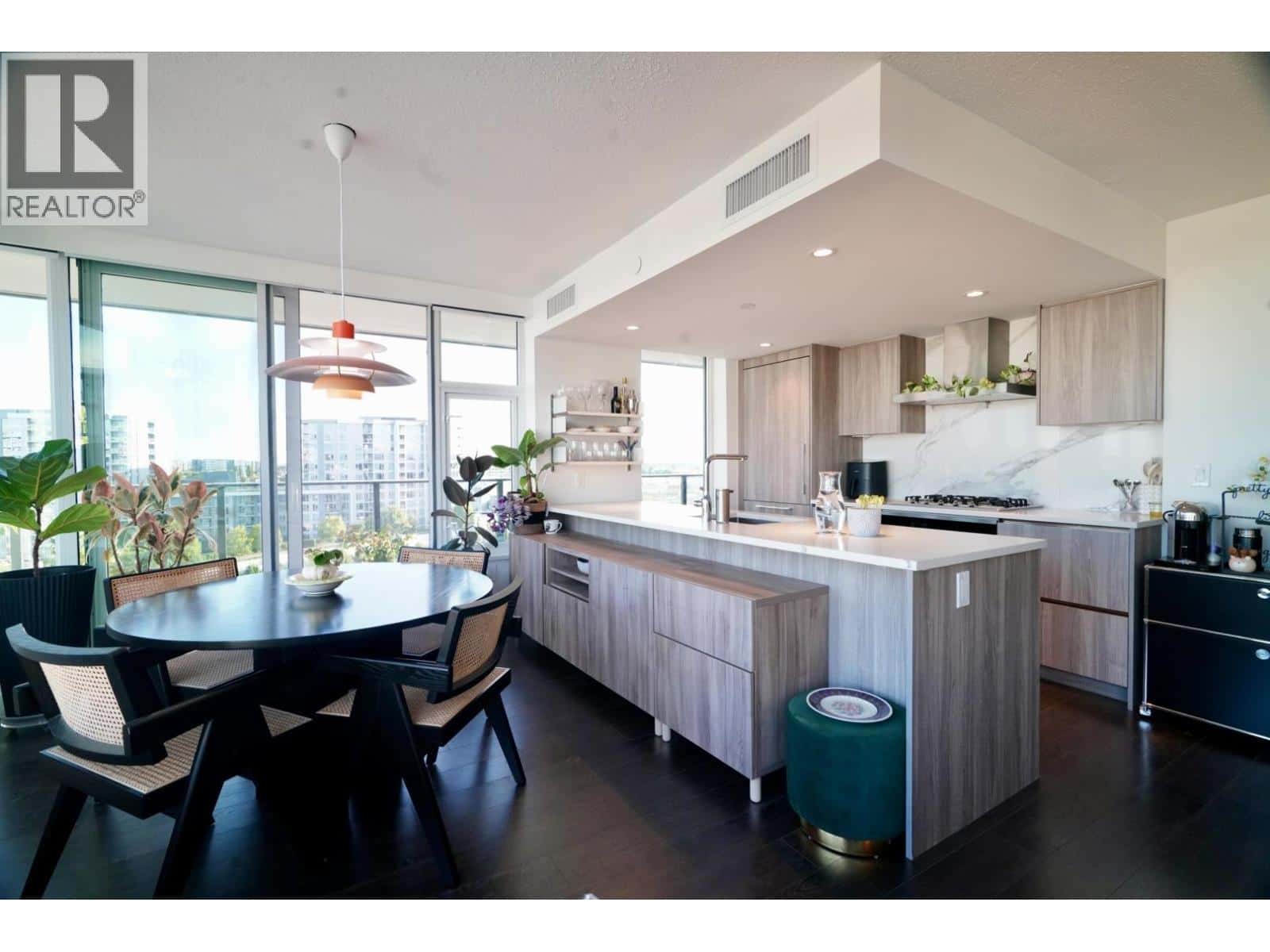 1101 8555 CAPSTAN WAY — Richmond, British Columbia - Photo 5 of 39