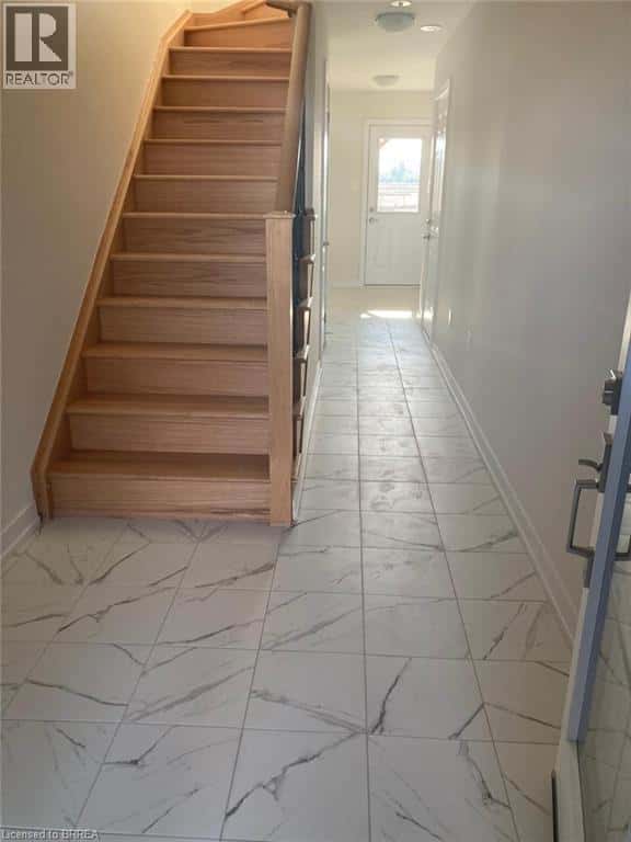 Brantford — Brantford - Photo 2 of 16