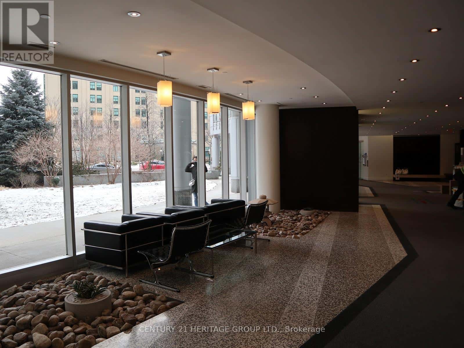 604 - 8 YORK STREET — Toronto (Waterfront Communities) - Photo 4 of 15