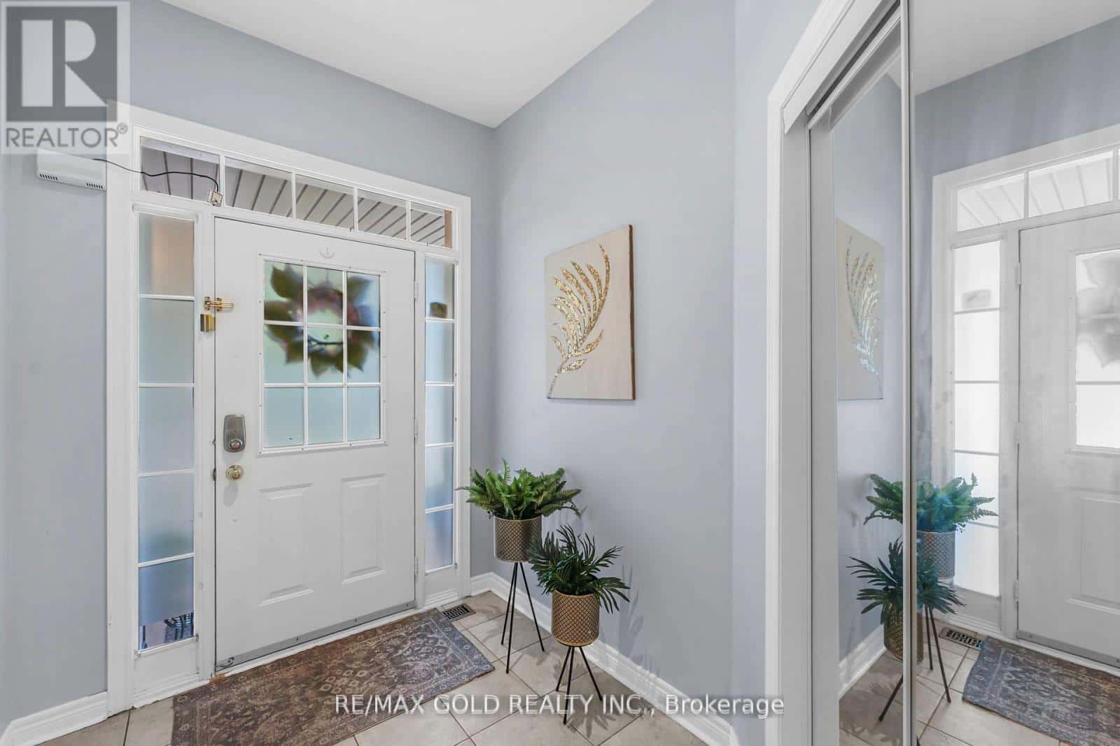 22 NATHANIEL CRESCENT — Brampton (Bram West), Ontario - Photo 4 of 49