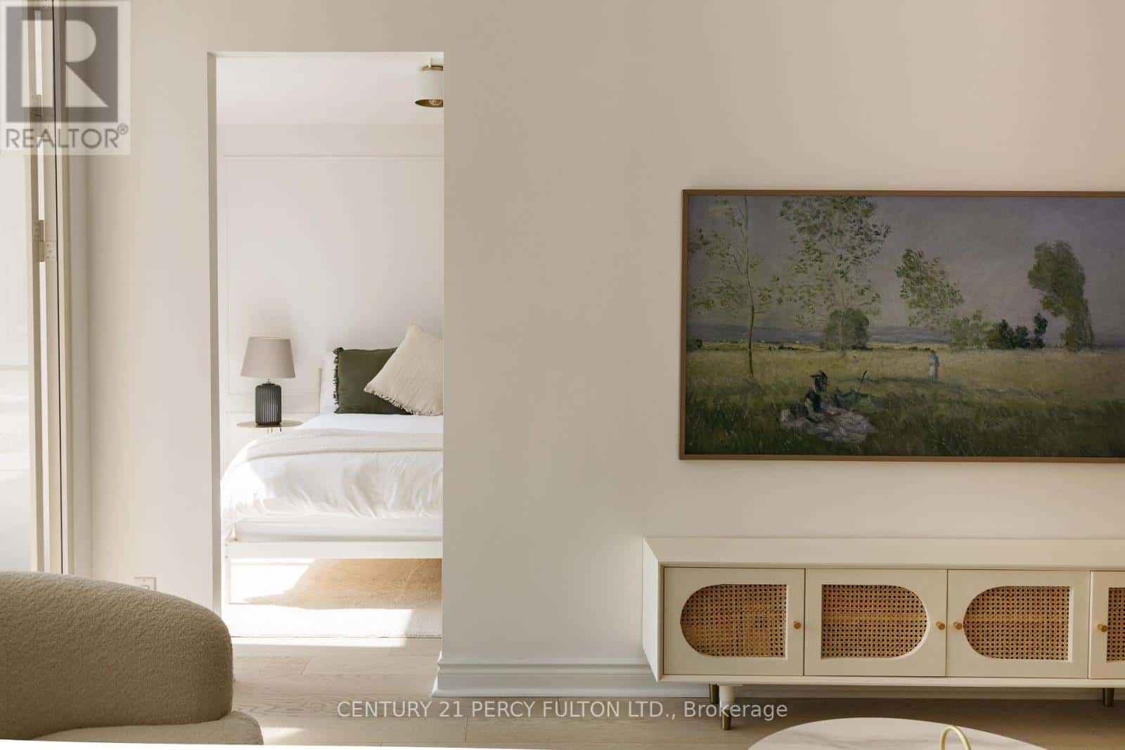 302 - 1 RIPLEY AVENUE — Toronto (High Park-Swansea), Ontario - Photo 3 of 68