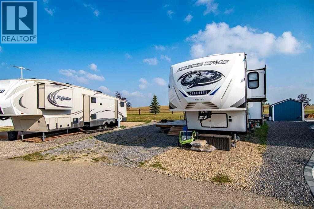 115, 41019 Range Road 11 — Rural Lacombe County, Alberta - Photo 5 of 50