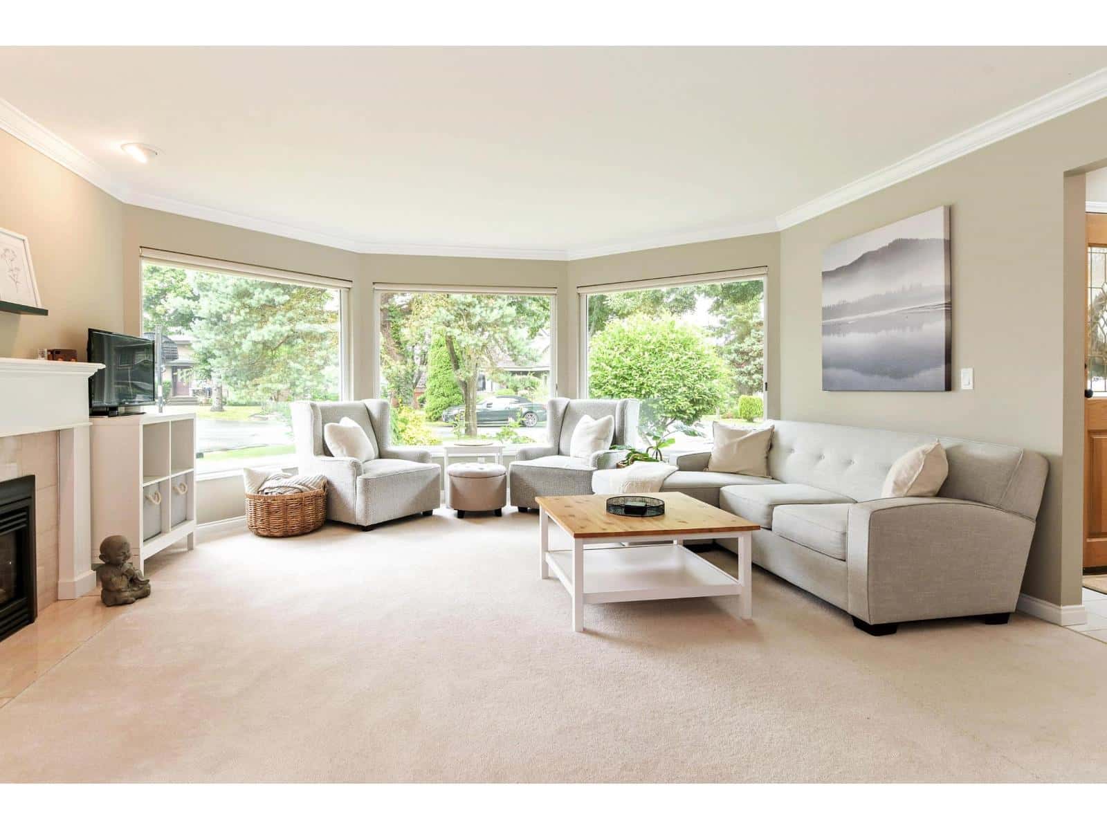 16333 79 AVENUE — Surrey, British Columbia - Photo 2 of 33