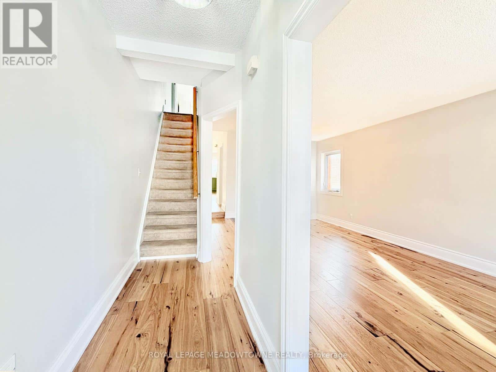 17 KERSDALE AVENUE — Toronto (Keelesdale-Eglinton West), Ontario - Photo 3 of 38