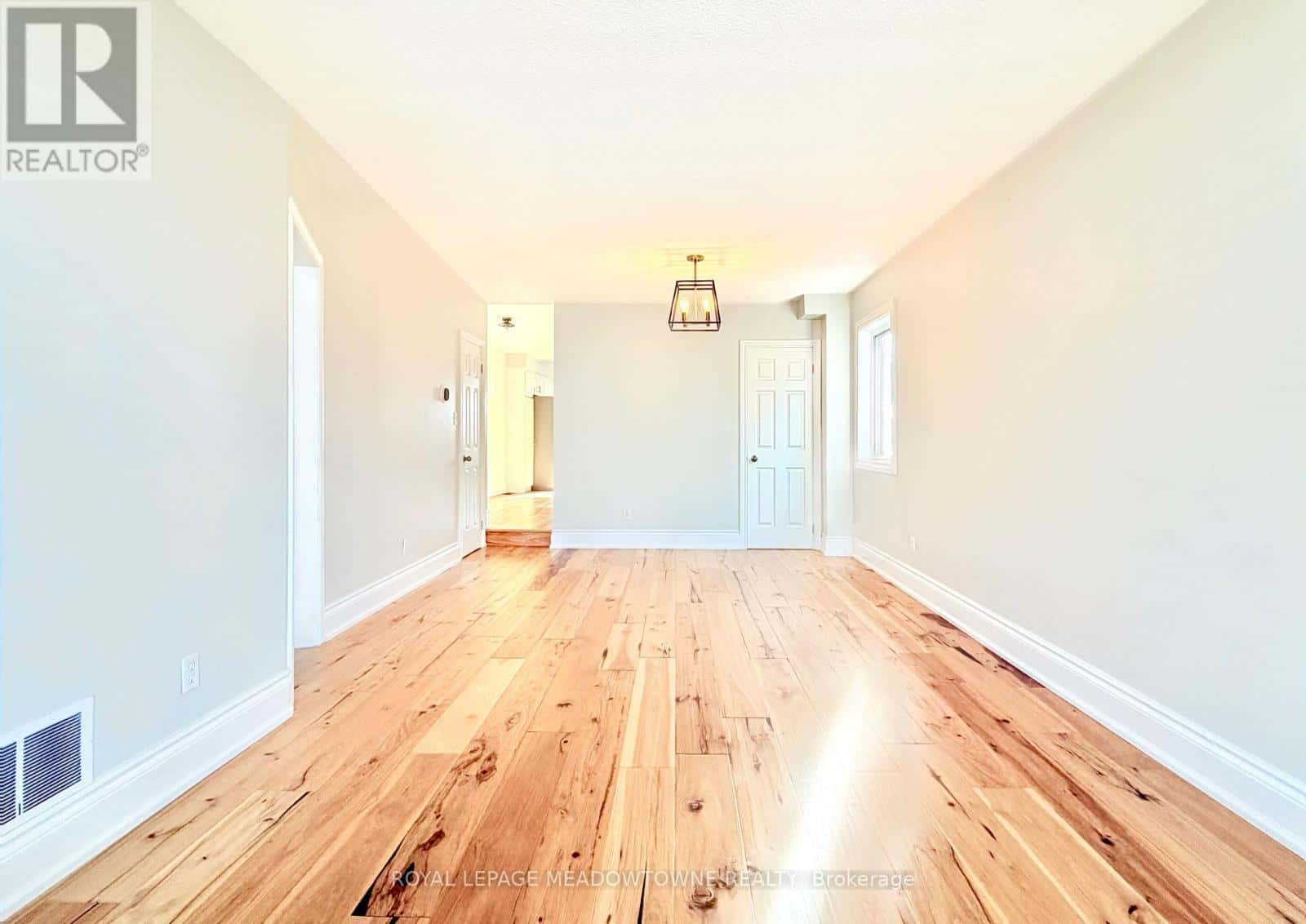 17 KERSDALE AVENUE — Toronto (Keelesdale-Eglinton West), Ontario - Photo 5 of 38