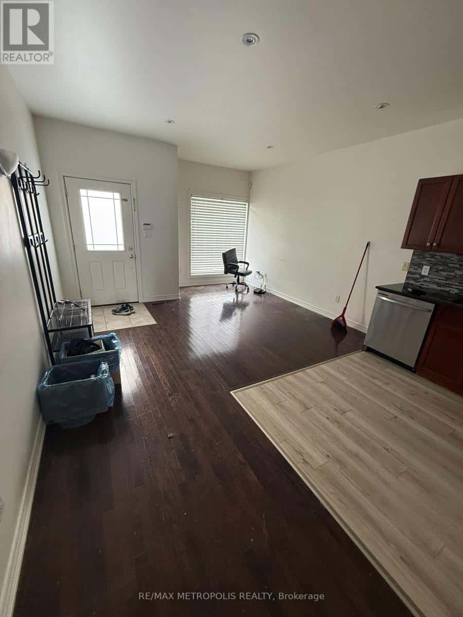 103 - 6045 DUNN STREET — Niagara Falls (Dorchester), Ontario - Photo 5 of 24