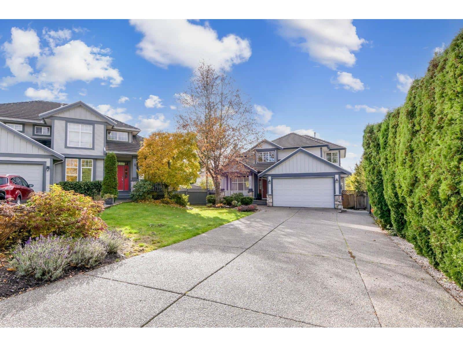 18290 CLAYTONWOOD CRESCENT — Surrey, British Columbia - Photo 2 of 40