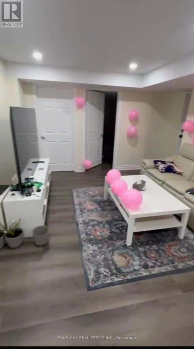 925 EDINBURGH DRIVE — Woodstock (Woodstock - North) - Photo 5 of 10