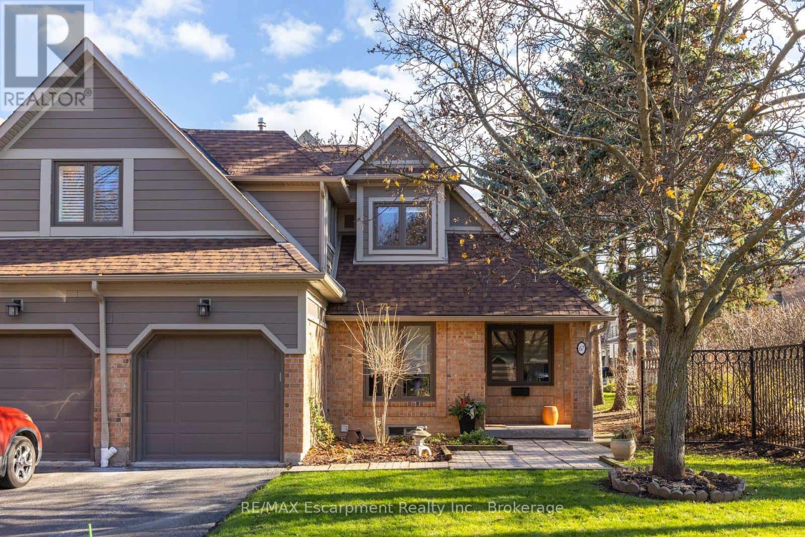 67 - 2199 BURNHAMTHORPE ROAD W — Mississauga (Erin Mills), Ontario - Photo 2 of 39