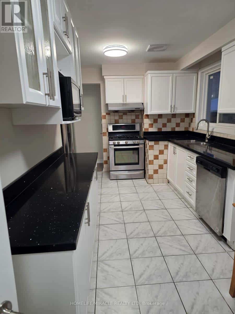 Toronto (West Humber-Clairville) — Toronto (West Humber-Clairville) - Photo 5 of 11