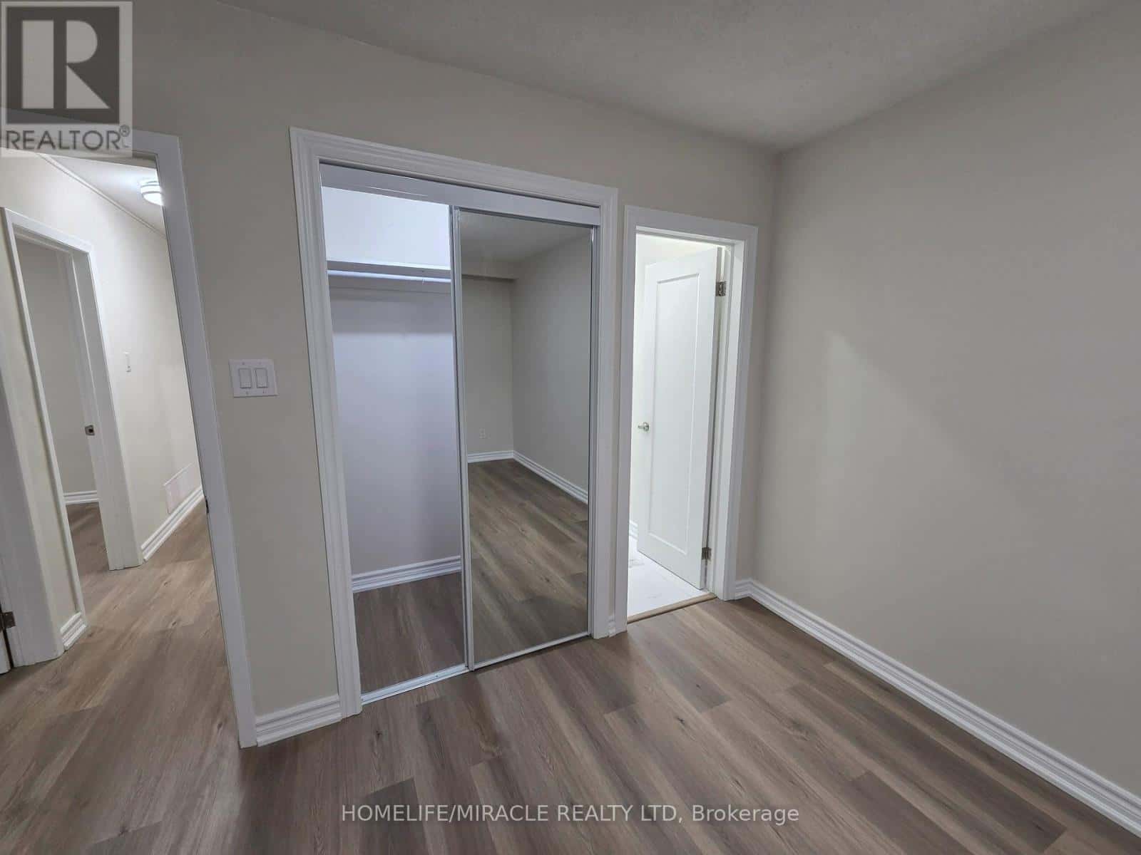 Toronto (West Humber-Clairville) — Toronto (West Humber-Clairville) - Photo 4 of 11