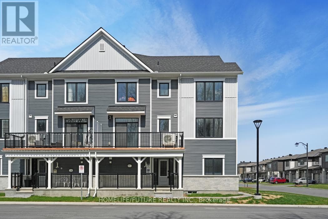 651 CYGNUS STREET — Ottawa, Ontario - Main photo