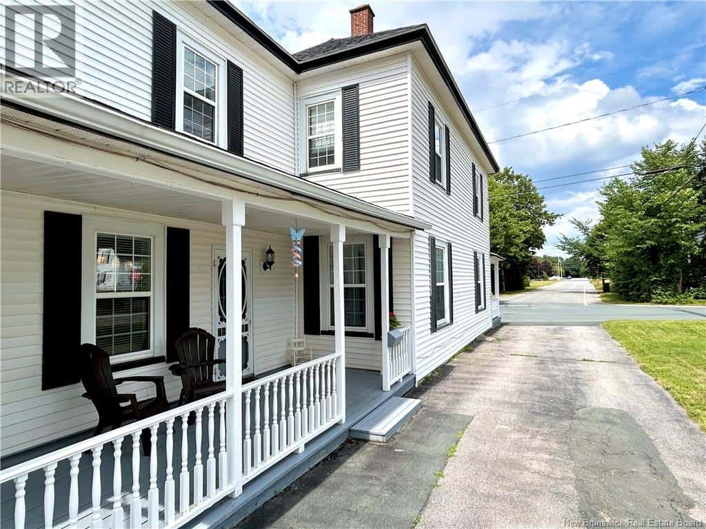 52 Princess Street — Miramichi, New Brunswick - Photo 5 of 33