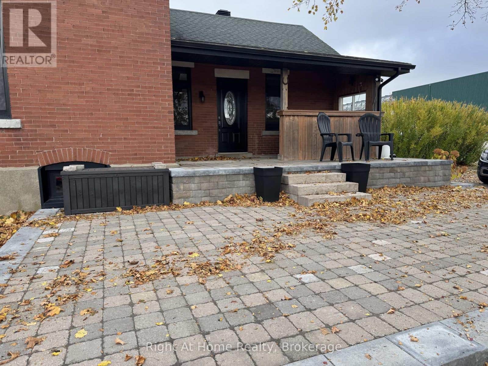 12 ERINVILLE DRIVE - Photo 2 of 16, Erin, Ontario