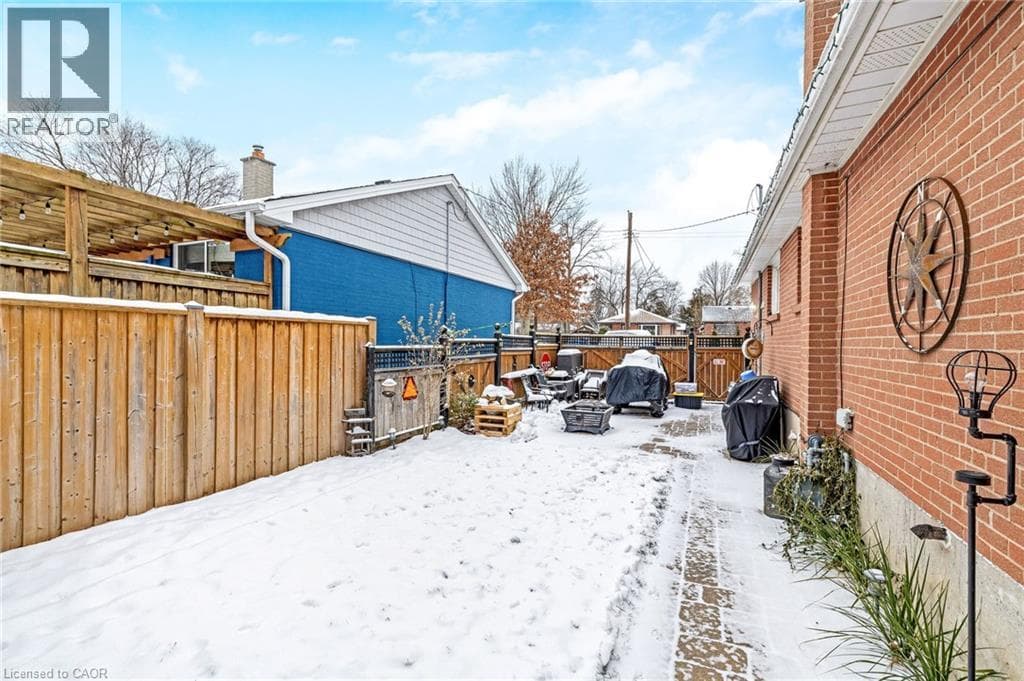 Burlington — Burlington - Main photo