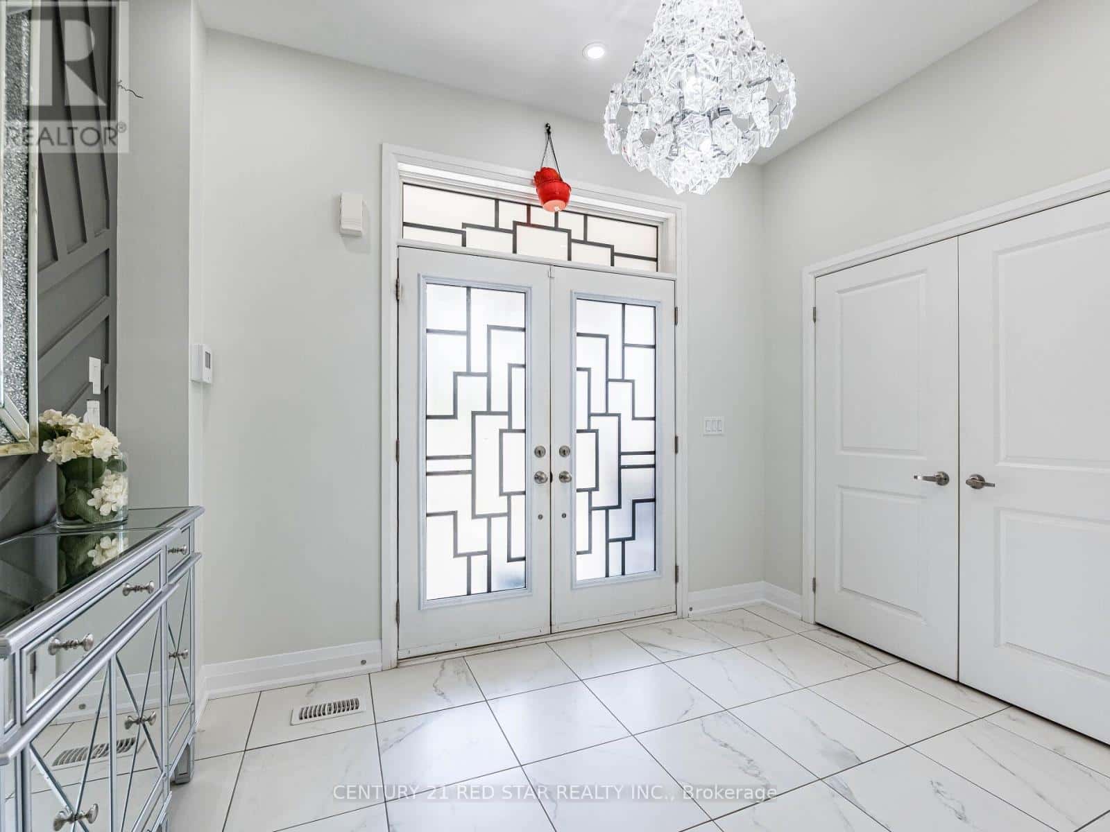 22 ROLLING ROCK WAY — Brampton (Bram West), Ontario - Photo 5 of 50