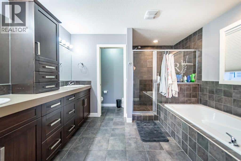 Calgary — Calgary - Photo 4 of 50