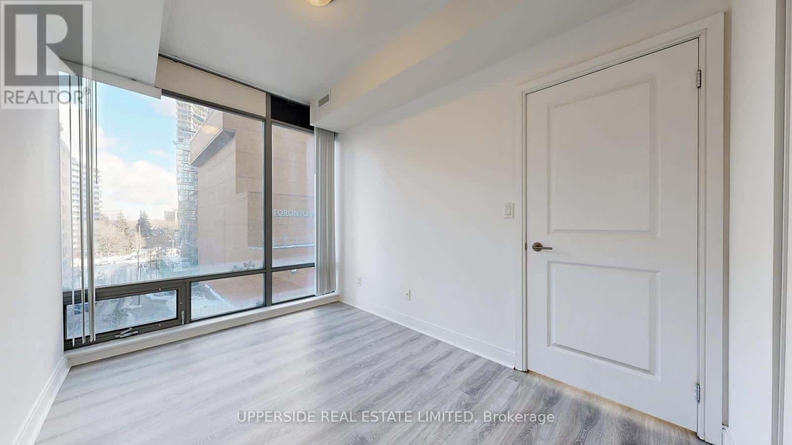 Toronto (Annex) — Toronto (Annex) - Photo 5 of 36