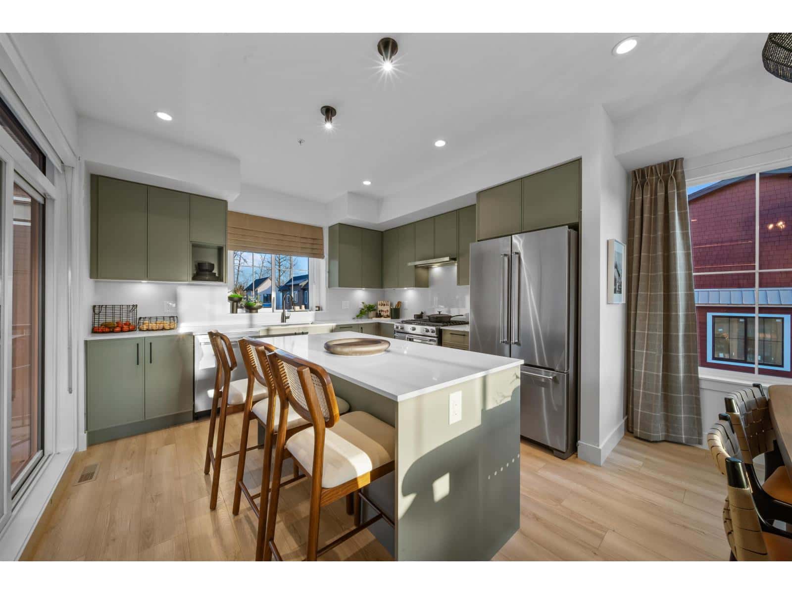 62 7661 198B STREET — Langley, British Columbia - Photo 2 of 16