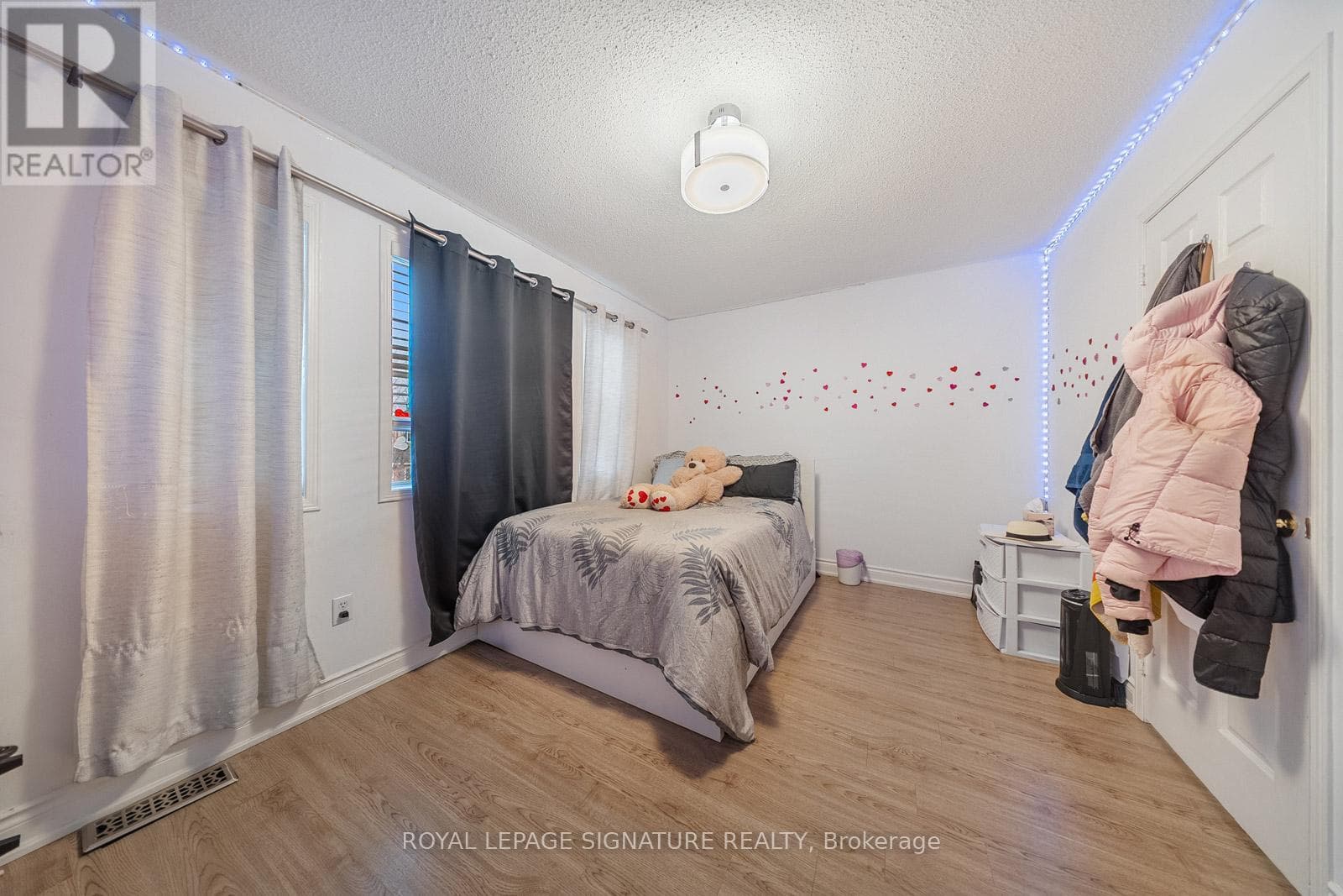 Brampton (Brampton West) — Brampton (Brampton West) - Main photo