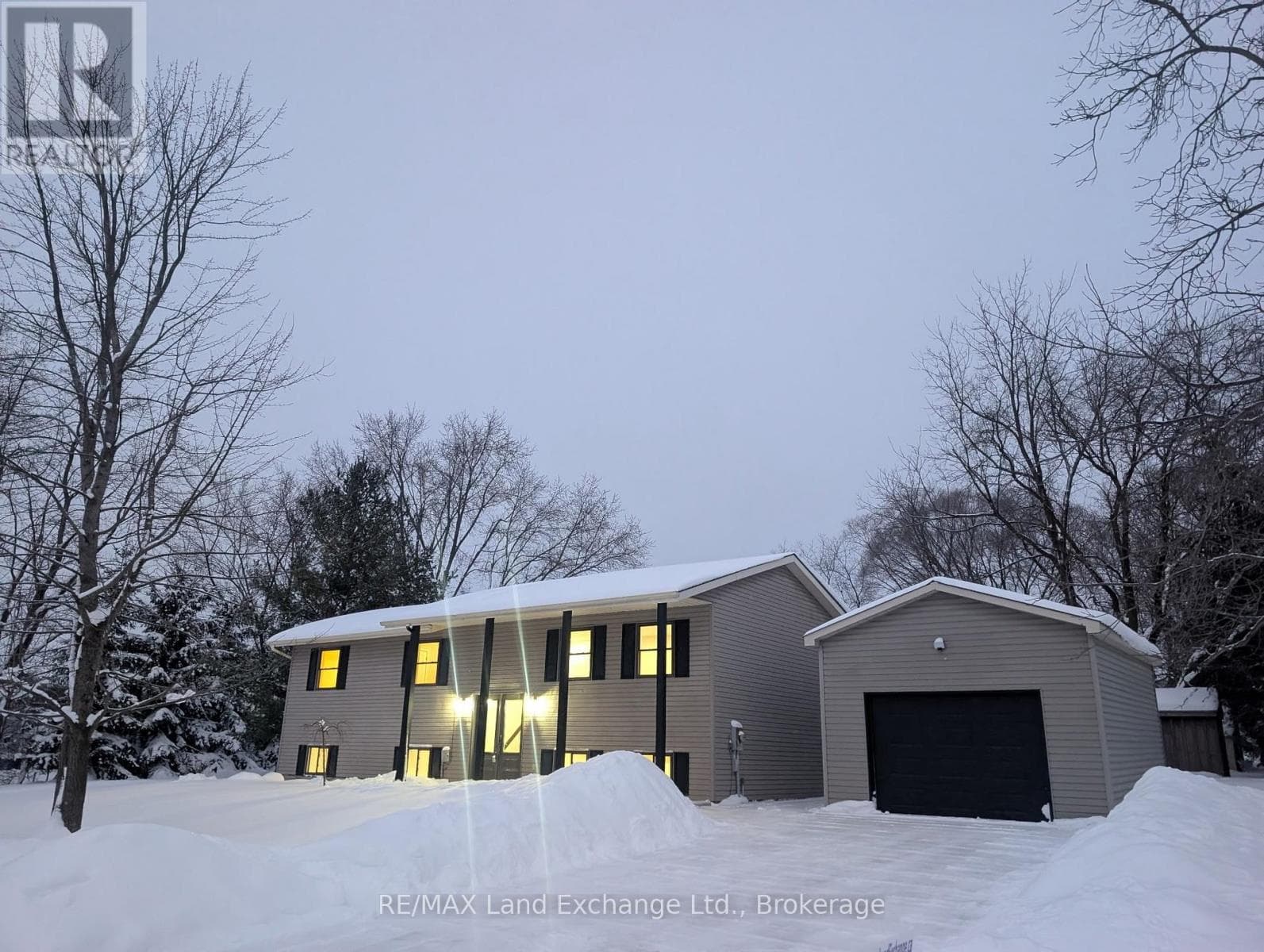 25 DIRSTIEN STREET N — Brockton, Ontario - Main photo