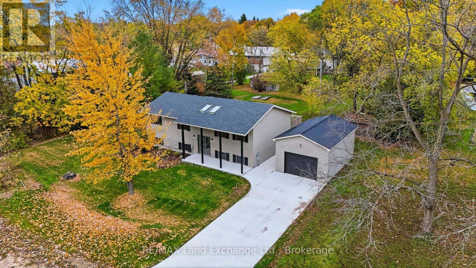 25 DIRSTIEN STREET N — Brockton, Ontario - Photo 3 of 50