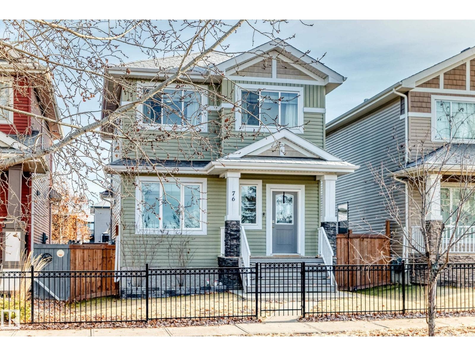 76 STRAWBERRY LN — Leduc, Alberta - Main photo