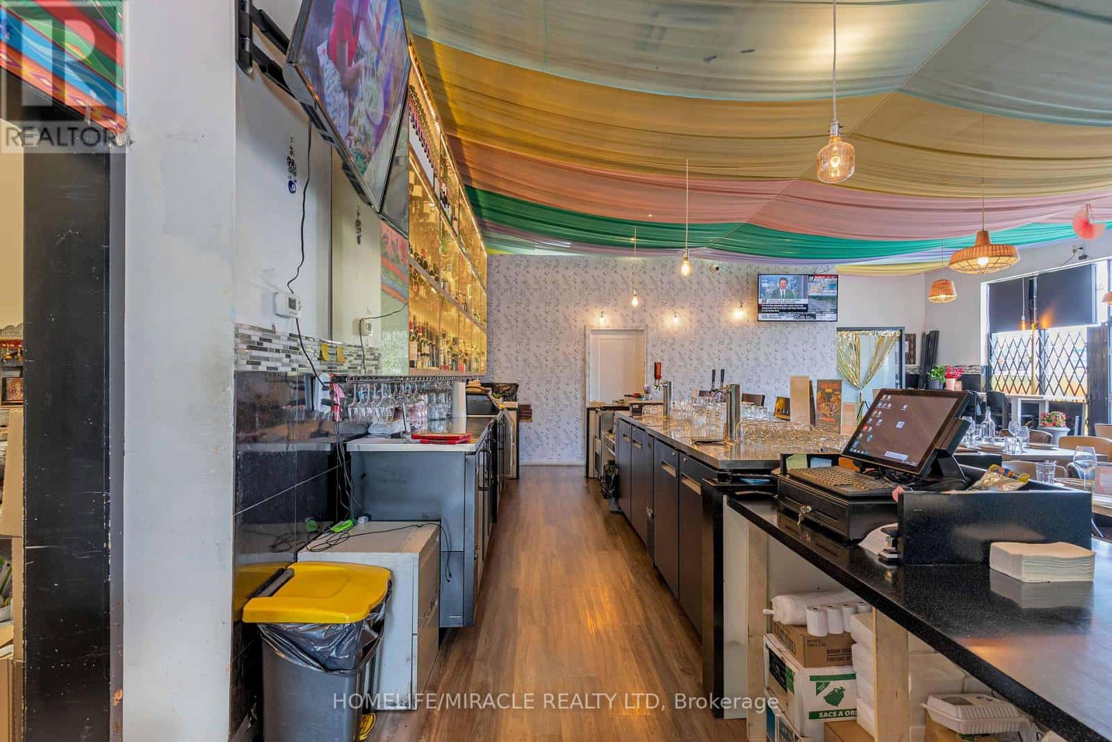 Mississauga (Northeast) — Mississauga (Northeast) - Photo 3 of 18